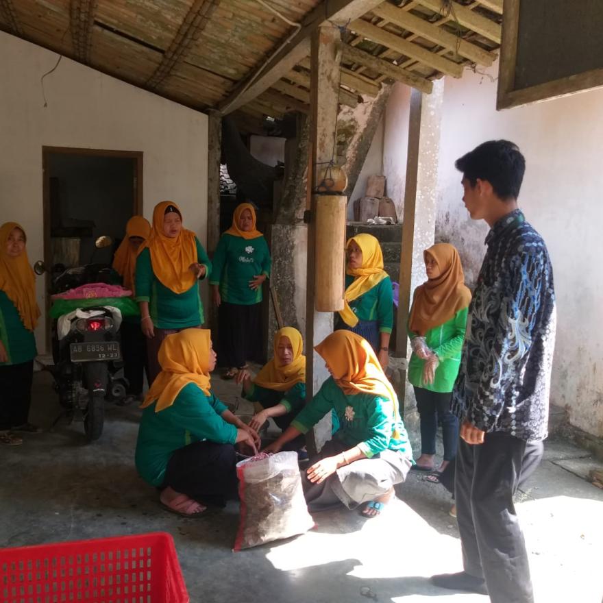 LIP Adakan Bimtek Pembuatan Simpisia Rempah di Gunung Rego